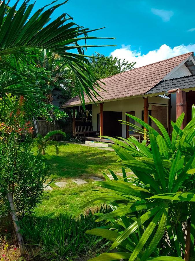 Leaf Coco Bungalow Gili Air Exterior photo